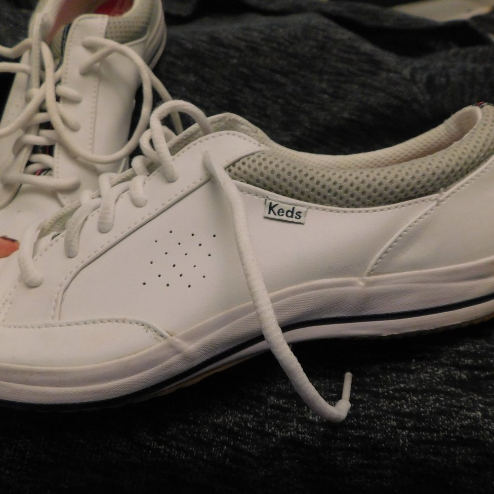 keds 9 med leather sneakers